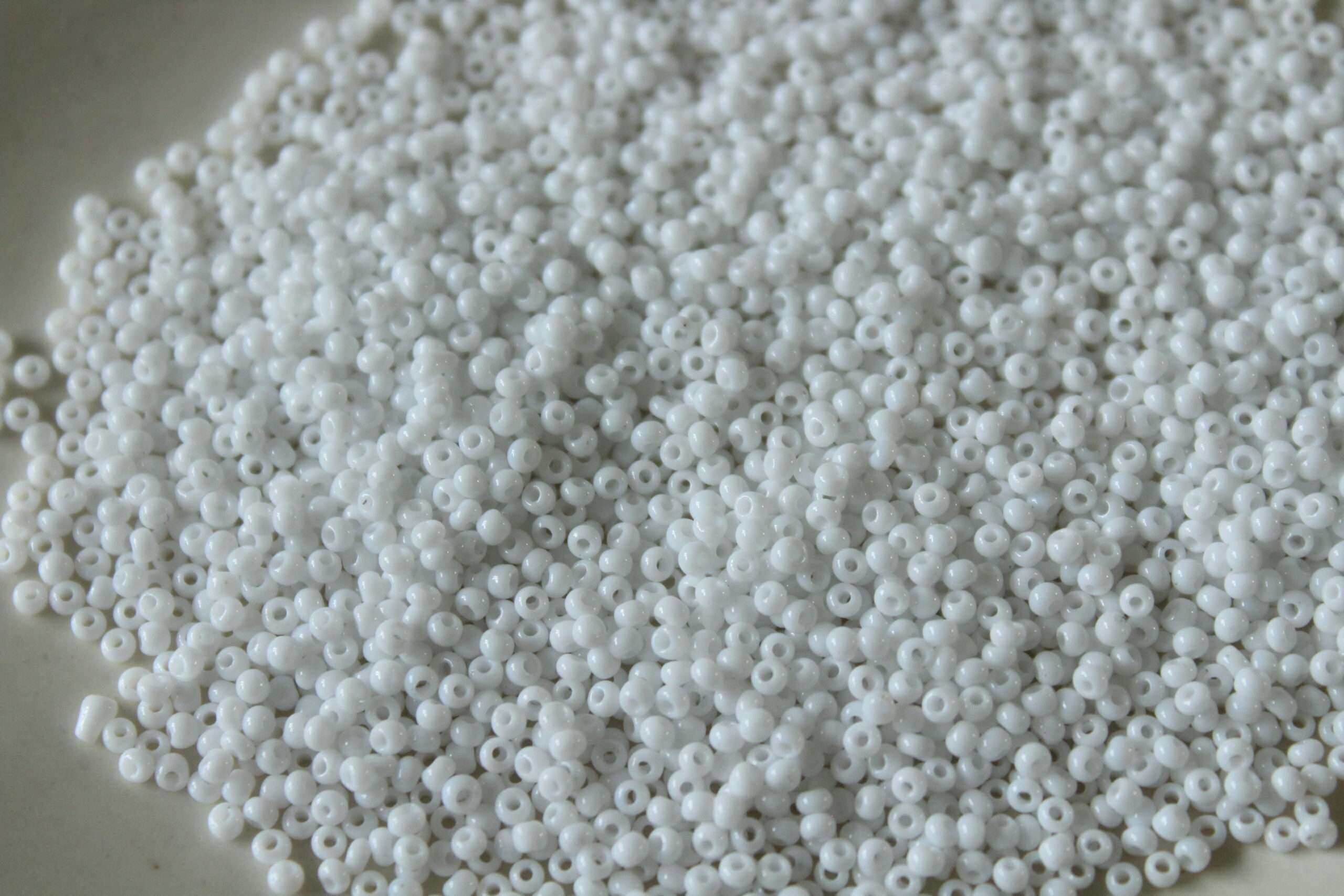 White Glass Bead Manufacturers in Pune India