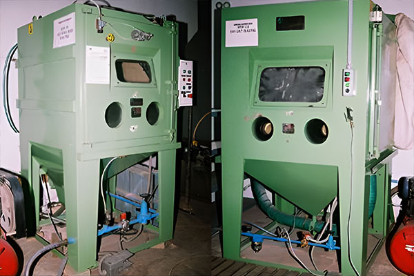 Glass Bead Blasting Machine